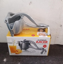 2126 MANUAL ALUMINIUM METAL FRUIT PRESS JUICER